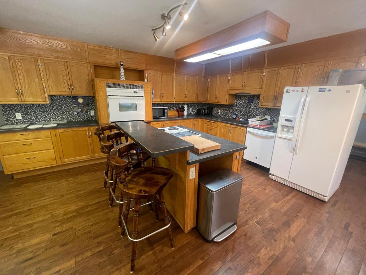 Blaeberry Valley Vacation Rentals Golden Eksteriør billede