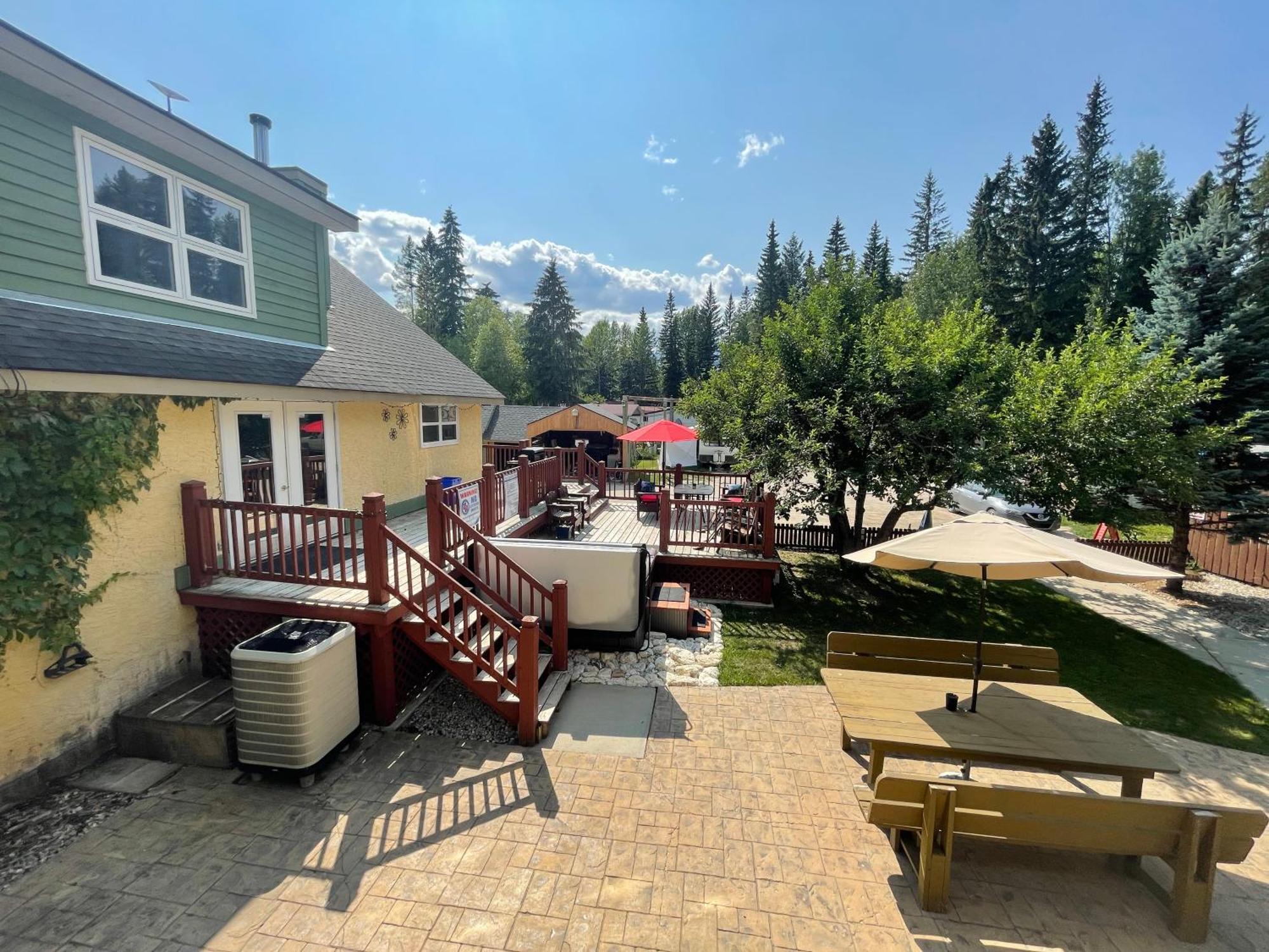 Blaeberry Valley Vacation Rentals Golden Eksteriør billede